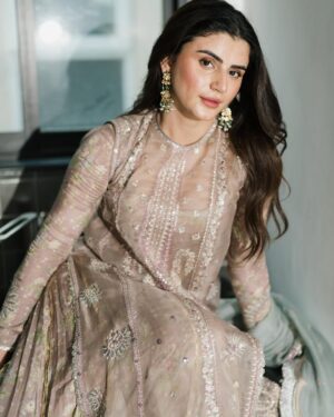Zubab Rana Instagram - Eid Mubarak to everyone celebrating 💕💕

📸 @ihassankhan