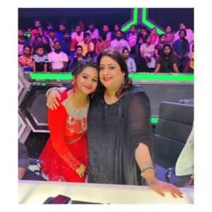 brunda Prabhakar Instagram - The best🧿❤️

#brundaprabhakar #dancekarnatakadance #dkd #judges #fav #love #instagood #instapost #explorepage #explore #fyp #foryou #foryoupage #crazy #crazyqueen #selflove