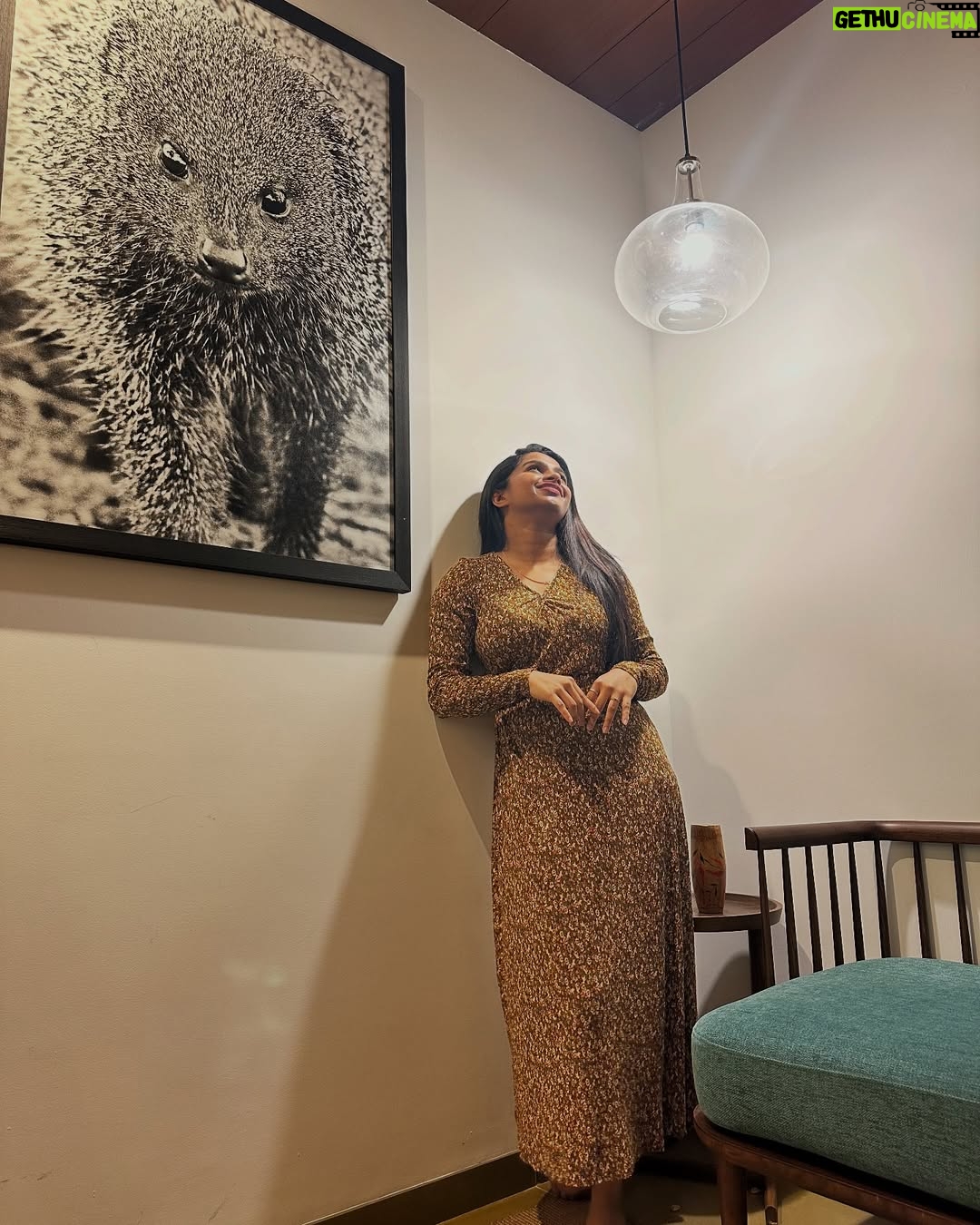 brunda Prabhakar - 4.8K Likes - Embracing all angles of life — each one offers a new perspective and endless possibilities which i strongly believe in 🧿✨
#brundaprabhakar #insta #instapost