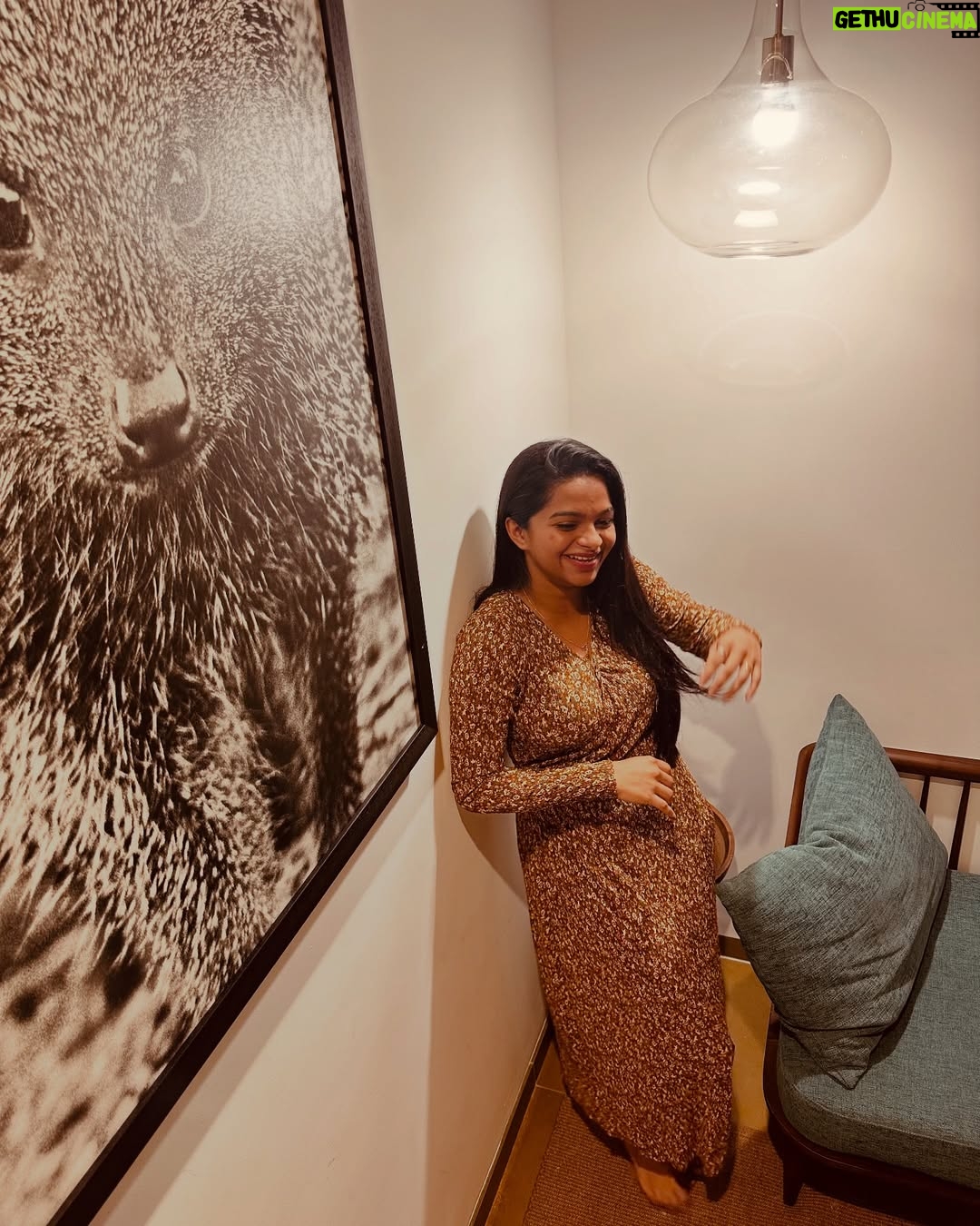 brunda Prabhakar - 4.8K Likes - Embracing all angles of life — each one offers a new perspective and endless possibilities which i strongly believe in 🧿✨
#brundaprabhakar #insta #instapost