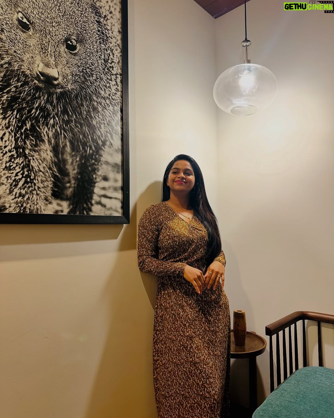 brunda Prabhakar - 4.8K Likes - Embracing all angles of life — each one offers a new perspective and endless possibilities which i strongly believe in 🧿✨
#brundaprabhakar #insta #instapost