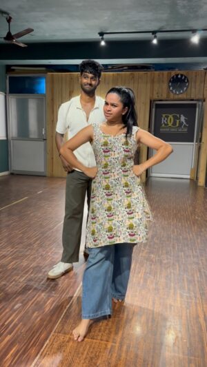brunda Prabhakar Instagram - San sananananree…🤍
.
.
vc : @shashankv_7 
Space : @raanyasdancegallery 
.
.
#dkd #zeekannada #dance #kannada #dboss #dboss❤️ ##dbossfc #trend #viral