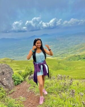brunda Prabhakar Instagram - Little late but still worth the double tap ❤️🏞️
Stages of posing

#brundaprabhakar #chikmagalur #trip
