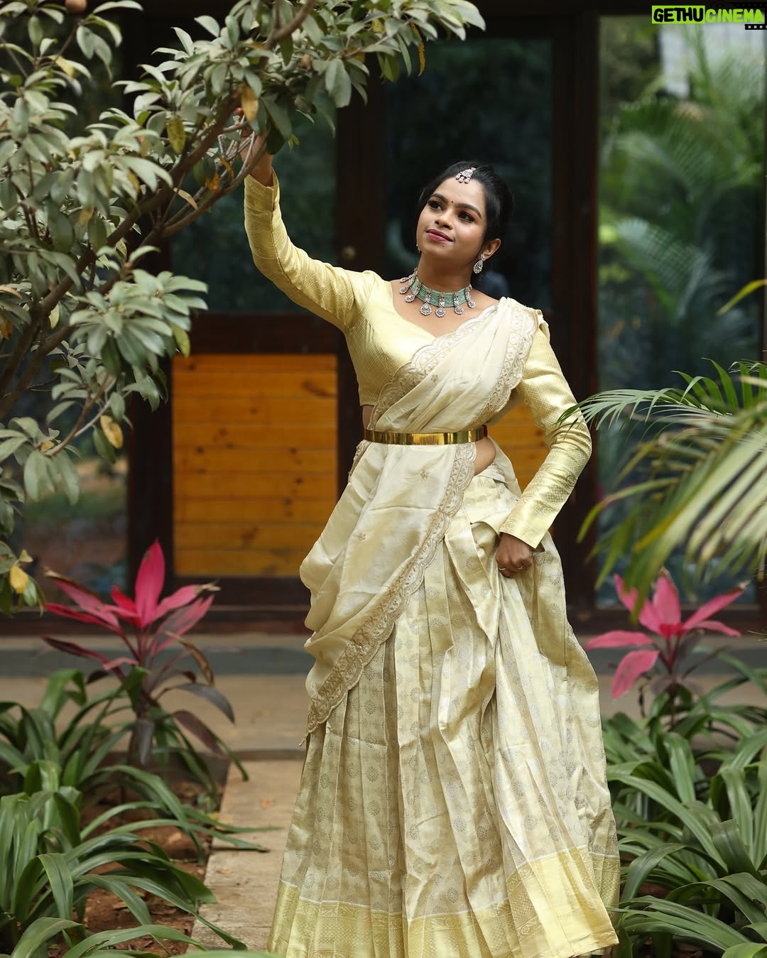brunda Prabhakar - 8.7K Likes - Fed up of searching for a caption ❤️
Please do me a favour🫣
#brundaprabhakar #trend #insta #instapic #traditional