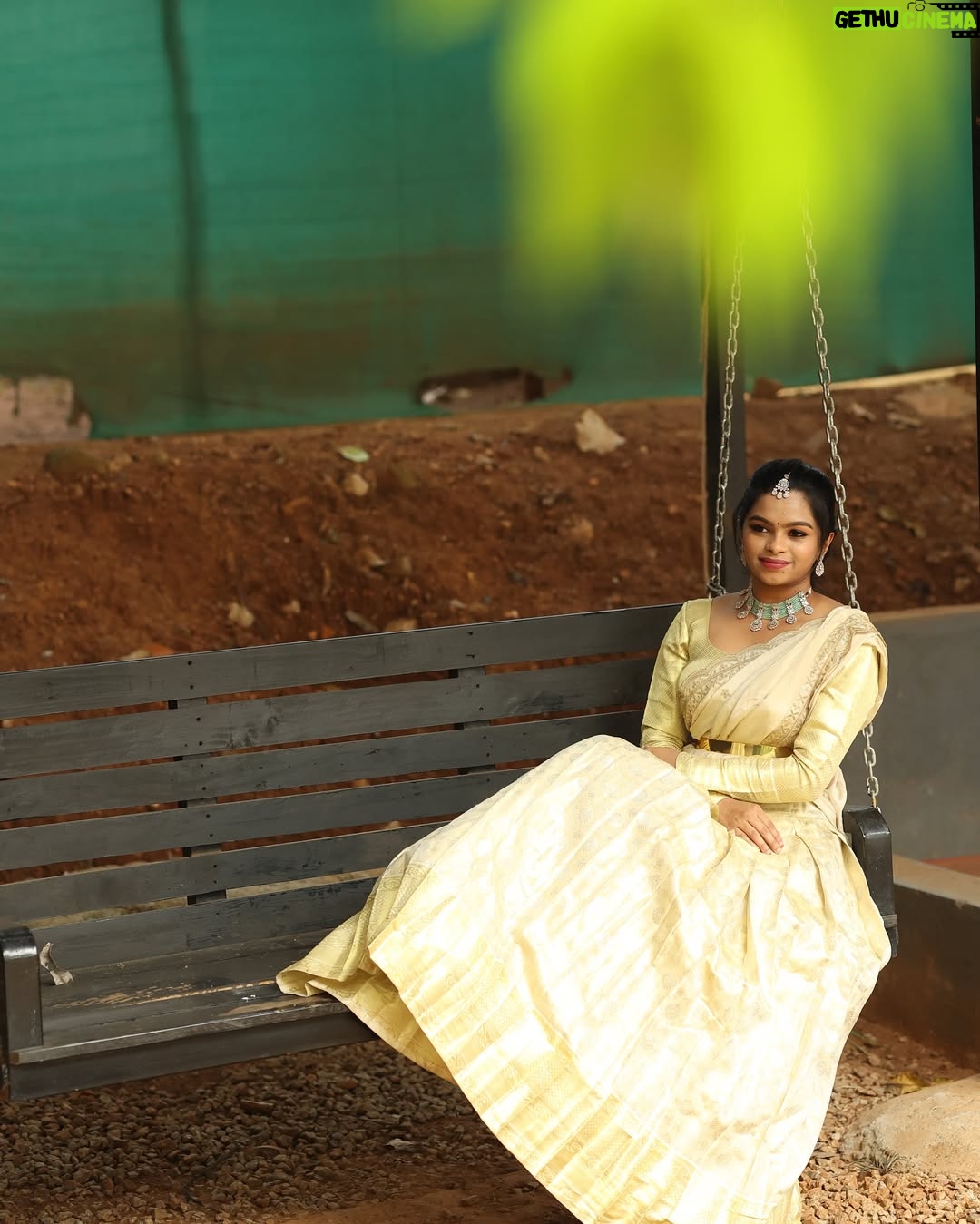 brunda Prabhakar - 8.7K Likes - Fed up of searching for a caption ❤️
Please do me a favour🫣
#brundaprabhakar #trend #insta #instapic #traditional
