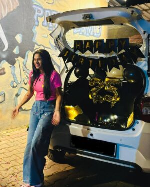brunda Prabhakar Instagram - Alright, here’s my official birthday dump! 🍰🎉 
Too many cakes (I might be rolling for the next week, but totally worth it), and I’m surrounded by the best people—honestly, you all make life so sweet. My heart is full, my stomach is…well, a little full too, but in the best way. I’m pretty sure I’ve hit my sugar limit for the next decade, but every bite was worth it. 

Special mention to all my fanpages - Thanks for making me feel special and celebrating me from past one month

Huge thanks for all the birthday wishes, mentions, and love—honestly, I didn’t get a chance to reply to everyone, but trust me, every single message made my day even more special. 

Thanks for making it unforgettable—here’s to the drive, the laughs, and of course, the cakes. Grateful beyond words! 

#BestBirthdayEver #CakeOverload #GratefulHeart #brundaprabhakar #birthday #happybirthday #25 #25thbirthday #grateful