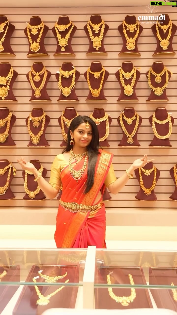brunda Prabhakar - 825 Likes - Bangalore, get ready to shine brighter!
Emmadi’s 9th store is opening in Malleshwaram on May 9th, and we’re celebrating with unmissable offers!🤍
Special thanks to @mcc_manucampaignscorner ✨ for being my saviour ❤️
Styling - @lakshana_official ❤️
From May 9th to May 18th, enjoy:
✨Buy jewellery worth ₹1,00,000 & get a Long Haram worth ₹50,000 FREE
✨Buy jewellery worth ₹50,000 & get a Short Necklace worth ₹25,000 FREE
✨Buy jewellery worth ₹25,000 & get a Coral Nakshi Mala worth ₹12,500 FREE
Mark your calendars—Malleshwaram is about to experience silver like never before!💫
For inquiries, reach out to us on our official WhatsApp 91 8977941939.
📍 Our branches:
Kondapur: 8989421818
Dilsukhnagar: 8977941932
Madanapalle: 9063122902
Malleswaram: 9063122903
Visit our website: https://emmadisilverjewellery.com
Unveil the essence of refined luxury. Explore our exclusive collection – link in bio.
#EmmadiSilverJewellery #DiamondLikeSilver #LuxuryJewellery #TimelessBeauty #TraditionalJewellery #NakshiJewellery #EmmadiSilverJewellery #MegaClearanceSale #SilverJewellery #JewellerySale #Discounts #JewelleryLovers #nakshikundanjewellery #jewelleryshoot #VictorianInspired #traditionaljewellery