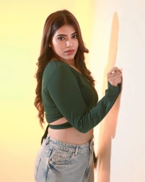 ichandanak gowda Instagram - 😈

Clicks @framesbyvikaskakolu 
Hairstyle @sinchugowda_hairstylist 

#foryou #explore #instagram #instagood #anxiety  #trending #pose