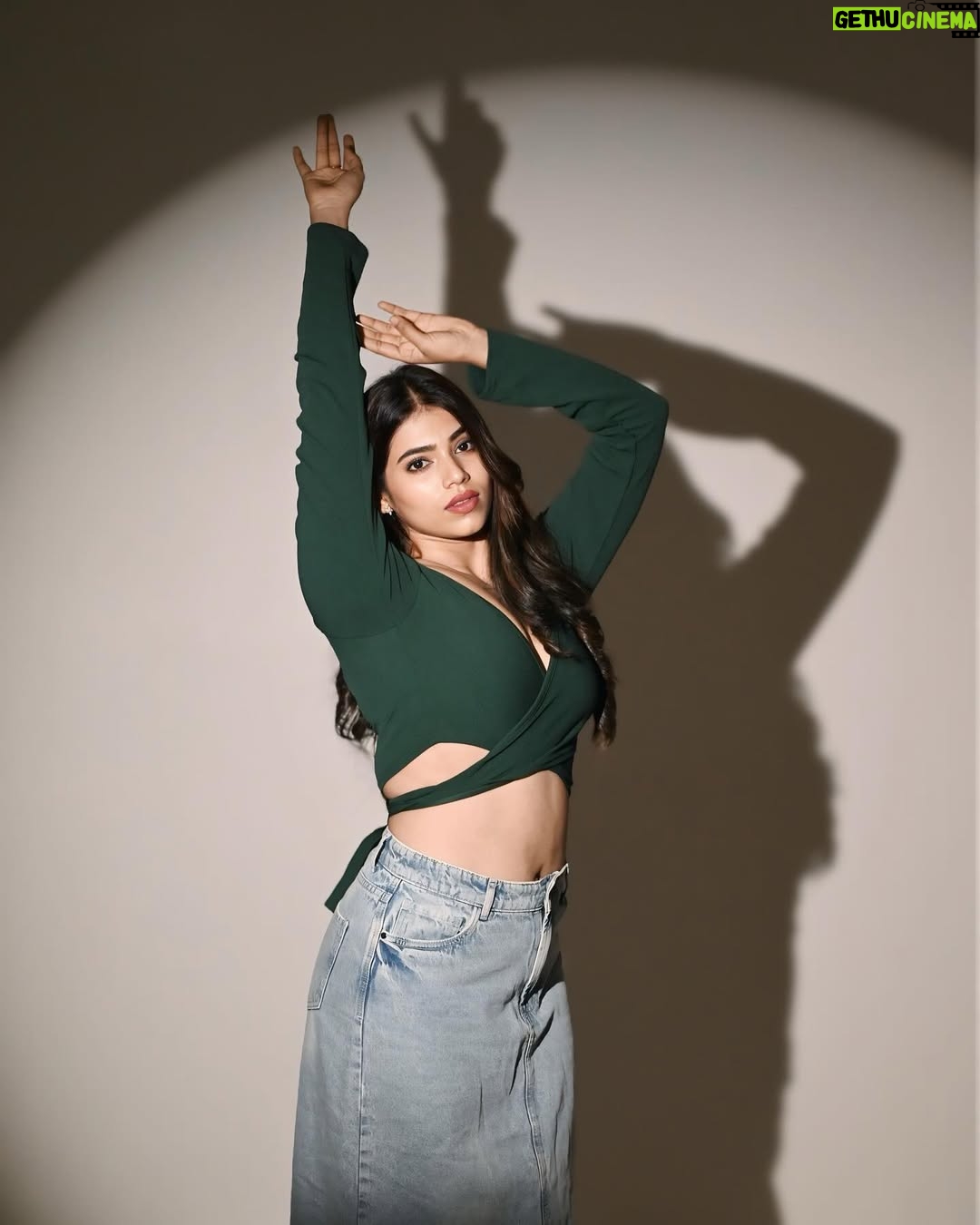 ichandanak gowda - 4.5K Likes - 😈
Clicks @framesbyvikaskakolu
Hairstyle @sinchugowda_hairstylist
#foryou #explore #instagram #instagood #anxiety #trending #pose
