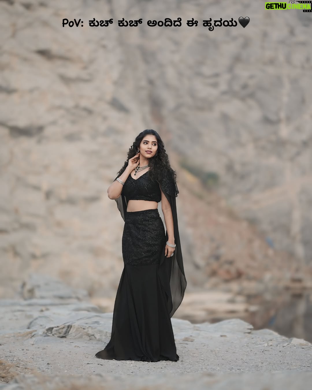 ichandanak gowda - 8.1K Likes - ಕುಚ್ ಕುಚ್ ಅಂದಿದೆ ಈ ಹೃದಯ🖤
#instagood #instagram #kannadathi #black #foryou #explore
