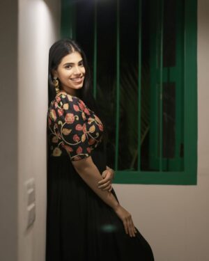 ichandanak gowda Instagram - 🌻🌸

#instagood #foryou #explore #trending #prettylittlebaby