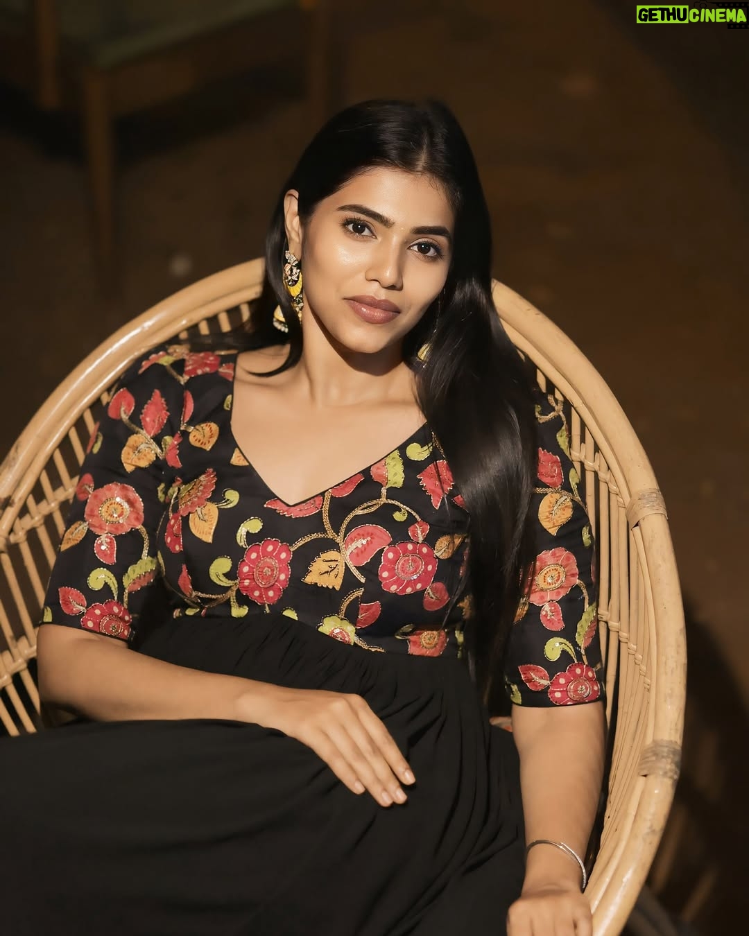 ichandanak gowda - 1.1K Likes - 🌻🌸
#instagood #foryou #explore #trending #prettylittlebaby