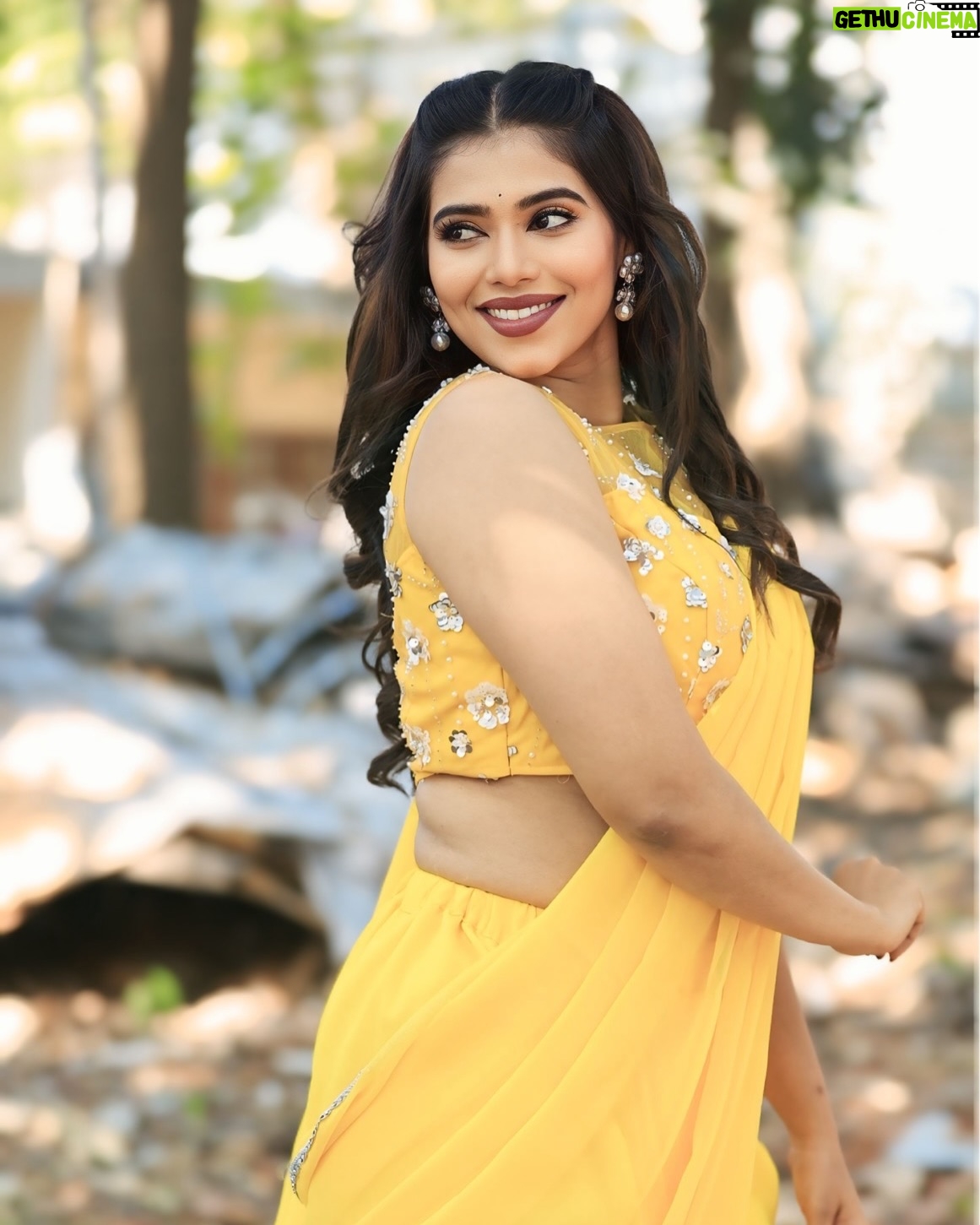 ichandanak gowda - 7.2K Likes - 🌼🌼
📸: @one8_pics
@unique_wedding_stories
MUA @sachin_makeover
#instagood #instagram #kannada #trending #foryou #explore