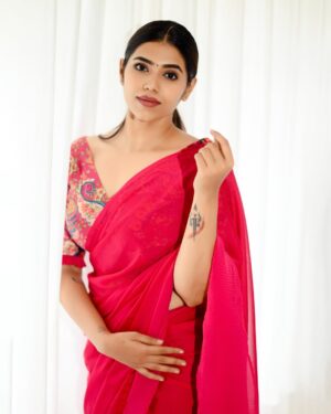 ichandanak gowda Instagram - ಸೋತೆ ಹೋದೆ ಸೋತೆ ಹೋದೆ ♥️🌸

📸: @framesbyvikaskakolu 
Hairstyle: @sinchugowda_hairstylist 

#mayavi #kannada #instagood #instagram #foryou #explorepage #trending #soulfull