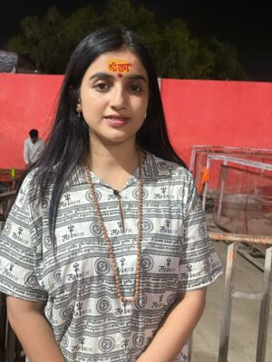 jhanvi R Instagram - ಅಮ್ಮ , ದೊಡ್ಡಮ್ಮ, ಚಿಕ್ಕಮ್ಮನಿಗೆ ಕಾಶಿ ಯಾತ್ರೆ ಮಾಡಿಸಿದ ಸಾರ್ಥಕತೆ … 

#jaaliwithjaans #jhanvianchor #jhanviactor #jhanvinewsanchor #majaacafe #nannammasuperstar #gichigiligili #saviruchi #familygangster #jaaliwithjaans #podcast #interviews #adhipatra #heroine