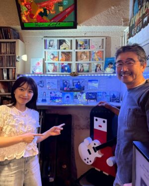 miwa Instagram - なんと！下北沢ロフトさんが、miwa15周年お祝いコーナーを作ってくださってたので、見てきました🥹🩷
すごかった🥹✨エモい、、、😭

50周年の下北沢ロフトさん✨おめでとうございます☺️✨
下北沢ロフトさん50周年×miwa15周年で何ができたらいいですね😊🩷

#miwa
#miwa15th
#下北沢ロフト