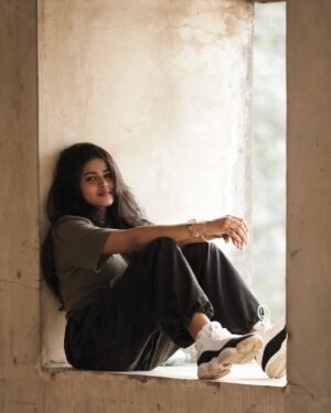 monisha Vijaykumar Instagram - No fix ⛓️