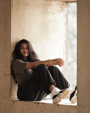 monisha Vijaykumar Instagram - No fix ⛓️