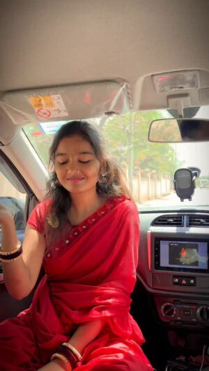 namita chidre Instagram - Pakka jai bhim hudagi ri pa..💙💙💙👑⚡.......@namita_chidre_ 
.
.
.
#trending #gotrending #jaibhimreels💙💙 #jaibhim_india #uttarkarnatakhudagi❤️💥 #jaibheem🙏🇪🇺 #karantaka💛❤️ #instagood #jaibhimgirls #viral