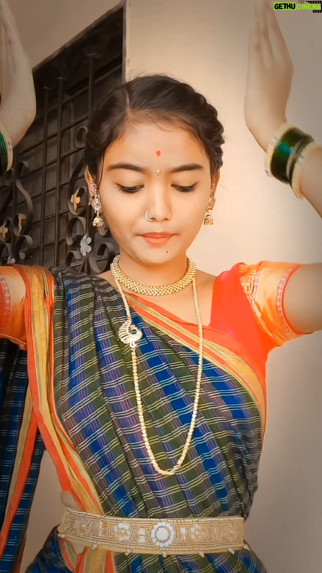namita chidre - 62.8K Likes - New trending...💙✨🙈❤️🩹........@namita_chidre_
.
.
.
#trending #gotrending #newsong #newtrendingvideo❤️ #viralvideos #viral #pakkannadati #karantaka💛❤️ #instagood #ukhudagi💗🙏 #uttarkarnatakhudagi❤️💥
#plzsupportme🙏🏻❤️ #lovekannada #janpadalovers❤️🌍 #ukhudagi💗🙏 #kannadalove #fyp #crushnamita🫶
#explorepage✨ #kannadthi❤🙈👑 #mine #dancereels