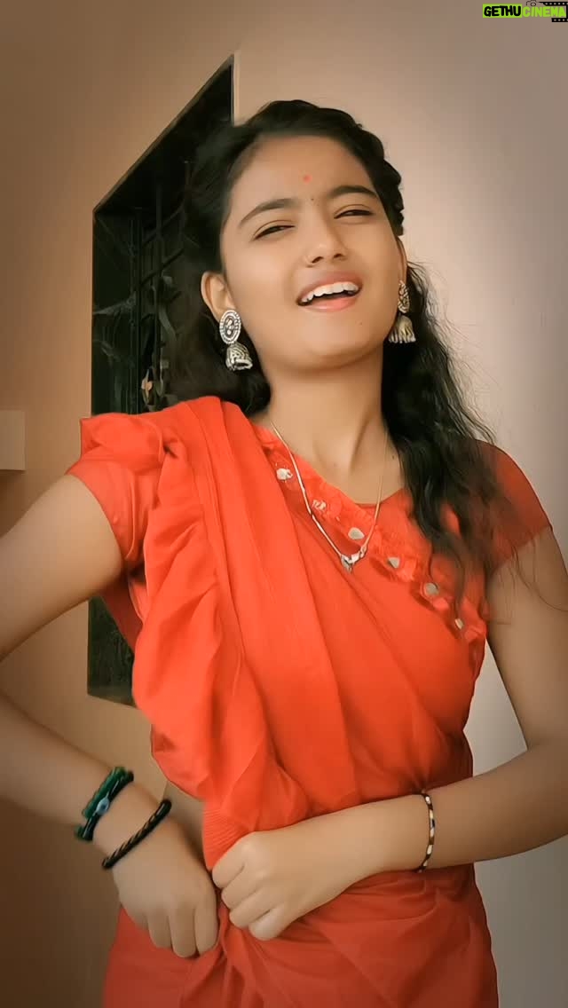 namita chidre - 41.5K Likes - 😅🙈✨🫶♥️...............@namita_chidre_
.
.
.
.
#trending #gotrending #instagood #explorepage✨ #dancereels #uttarkarnatakhudagi❤️💥 #dancelover #instalove #pakkannadati #karantaka💛❤️ #janpadalovers❤️ #fyp #kannadthi❤🙈👑 #onlyforyou💜 #plzsupportme🙏🏻❤️ #mygirl🧿🌎🫶💗 #selflove🫶🧿 #sarrelover🔥❤️ #viral