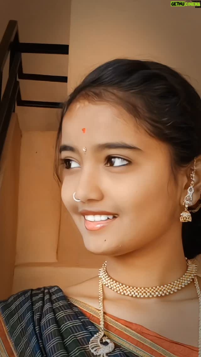 namita chidre - 255.1K Likes - Mavaa_!!😚❤️🩹🙈🫶🧿✨..........@namita_chidre_
.
.
.
#trending #gotrending #uttarkarnatakhudagi❤️💥 #janpadalovers❤️ #janapadalovers #janapadareels #janpadasongs❤️ #ukhudagi💗🙏 #pakkannadati #karantaka💛❤️ #viral #viralvideos #fyp #explorepage✨ #instalove #kannadareels #mavaa #kanndathi❤️💛 #reelsinstagram #instalove #crushnamita🫶 #lovekannada #janpadalovers❤️🌍