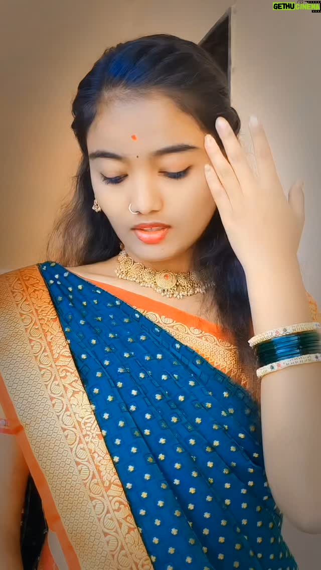 namita chidre - 16.3K Likes - Blooper...🥀😁♥️.......@namita_chidre_
.
.
.
#trending #gotrending #viralvideos #lovekannada #uttarkarnatakhudagi❤️💥 #kannadareels #kanndathi❤️💛 #instagood #karantaka #keepsupporting🎀❤️ #instagood #pakkannadati #explorepage✨ #fyp #onlyforyou💜 #mylove #kannadacouples