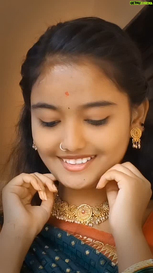 namita chidre - 50.3K Likes - Nivee Nana Ganda rii...😁♥️🙈🩷..........@namita_chidre_
.
.
.
.
#trending #gotrending #viralvideos #janpadalovers❤️ #janpadasadreels #janpadalovers❤️🌍 #janpadasongs❤️ #janapada #viral #explorepage✨ #fyp #uttarkarnatakhudagi❤️💥 #pakkannadati #instagood #kanndathi❤️💛 #janpda✌️🖤👻⚡😚🔥 #crushnamita🫶 #reelsinstagram #ukcrushgirl #ukhudagi💗🙏 #instagram #kannadareels #kannadacouples