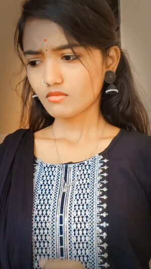 namita chidre Instagram - 😁🙈♥️😅.........@namita_chidre_
.
.
.
.
.
#trending #gotrending #ukgirl #pakkakannadathi💛❤️ #keepsupporting🎀❤️ #explorepage✨ #viral #kannadalove #instalove #fyp #uttarkarnatakahudgi❤️ #ukcrush #ukhudagi #kannadasongs #lovekannada #funny #mine #lovee #onlyforu #kannadathi💛❤️