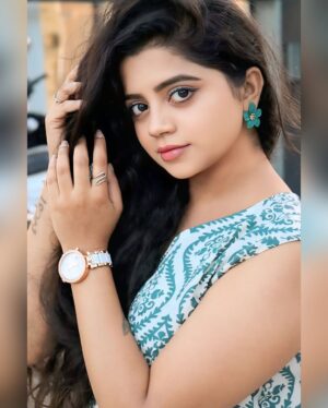 nethra gowdaa Instagram - Sparkle like you mean it ✨🌝

Pc 📷: @let_me_click_this_chick