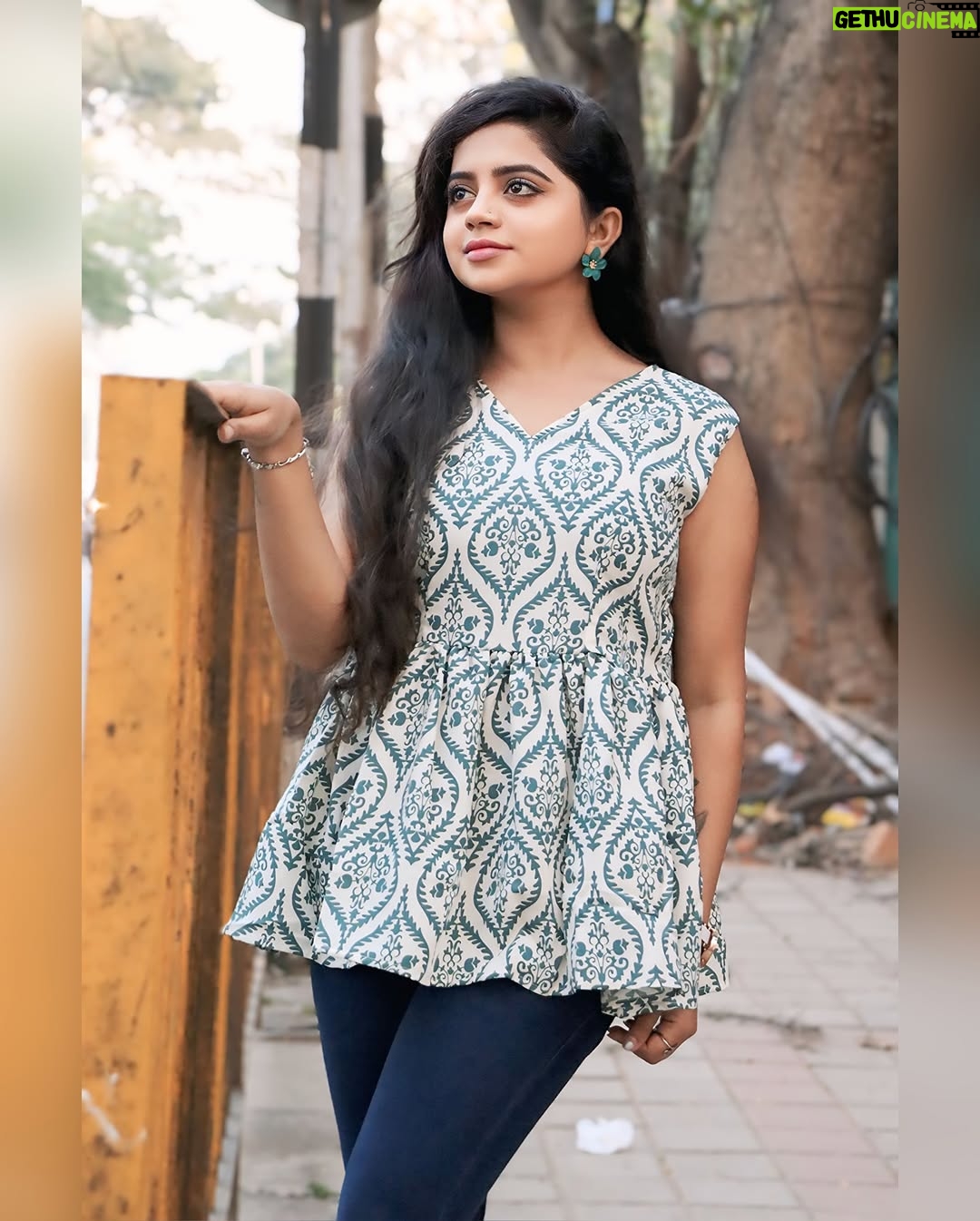 nethra gowdaa - 5K Likes - Sparkle like you mean it āØš
Pc š·: @let_me_click_this_chick