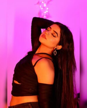 nethra gowdaa Instagram - Sweet and sour ❤️‍🔥>>>> swipe 

#nethragowda #newpost #love
