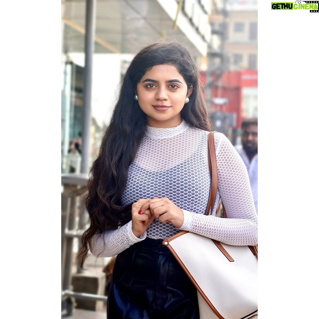 nethra gowdaa - 7K Likes - š«£š¤
#nethragowda