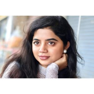 nethra gowdaa Instagram - 🫣🤍

#nethragowda