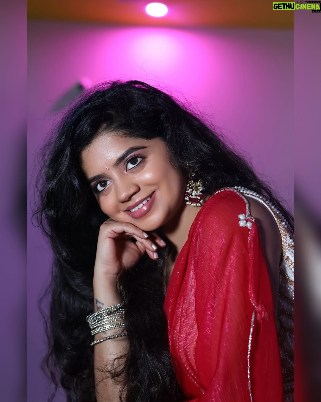 nethra gowdaa - 6.7K Likes - ā¤ļøāØ
#nethragowda