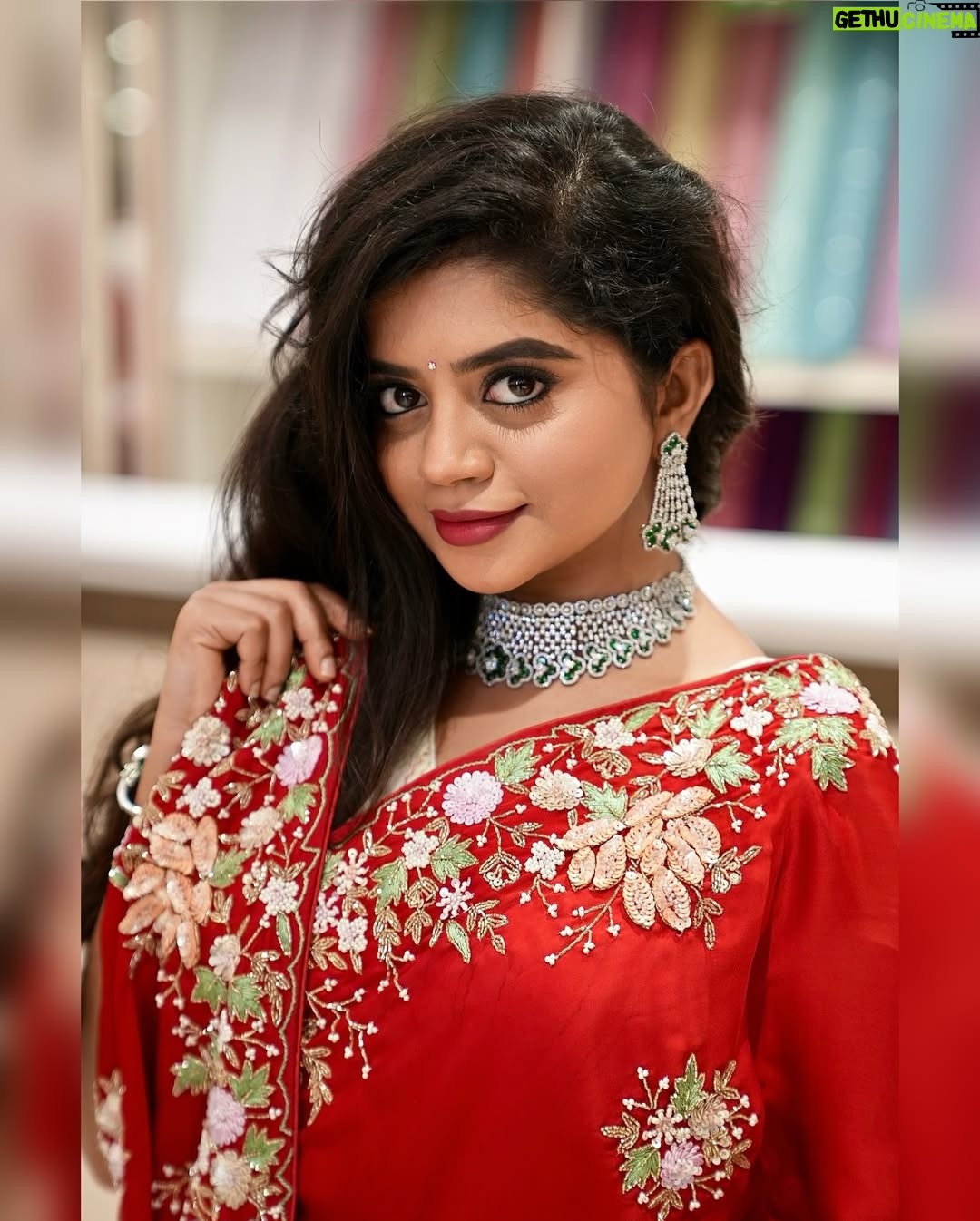 nethra gowdaa - 9.7K Likes - Donāt forget to be awesome!š
Pcšø: @srjamanu š„°