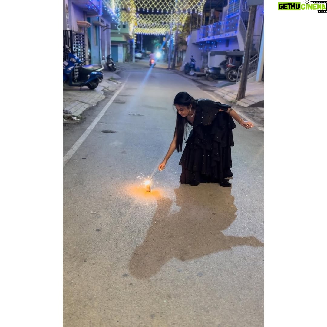 poorvi acharya - 2.2K Likes - Creating a life I love 🫶🏻🧿