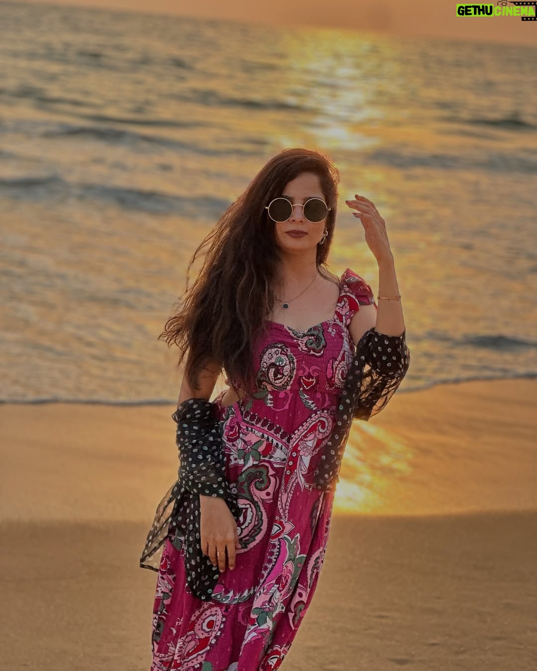pramila acharya - 6.2K Likes - The World doesn’t need another copy the world needs the Original You♥️🧿