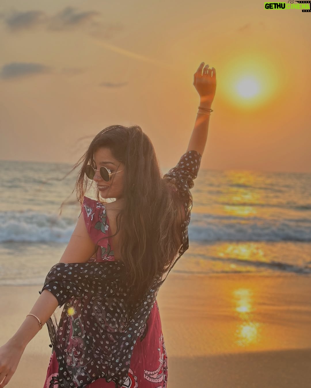 pramila acharya - 6.2K Likes - The World doesn’t need another copy the world needs the Original You♥️🧿