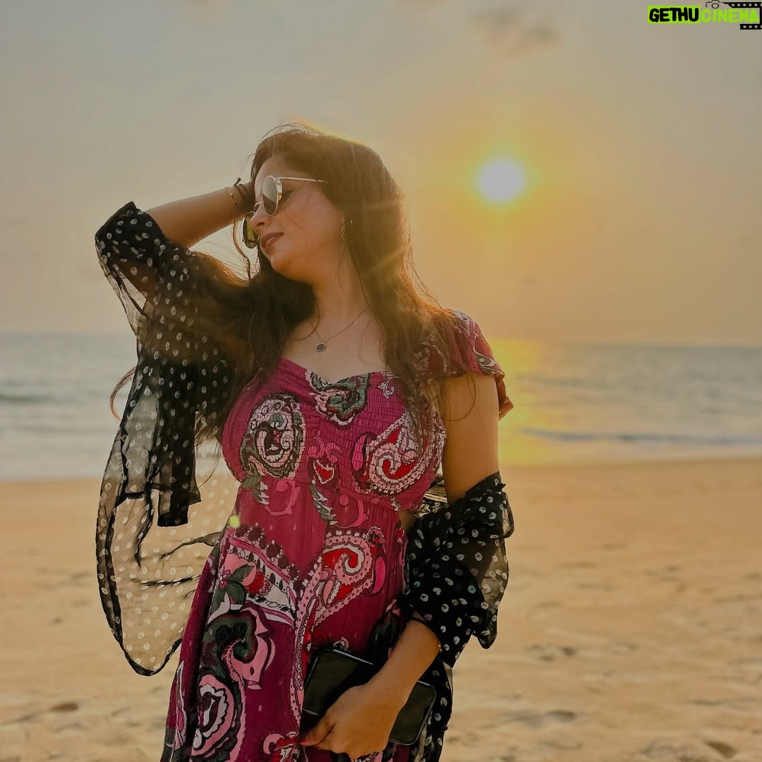 pramila acharya - 3 Likes - Focus On You🫵
people Come And Go😎