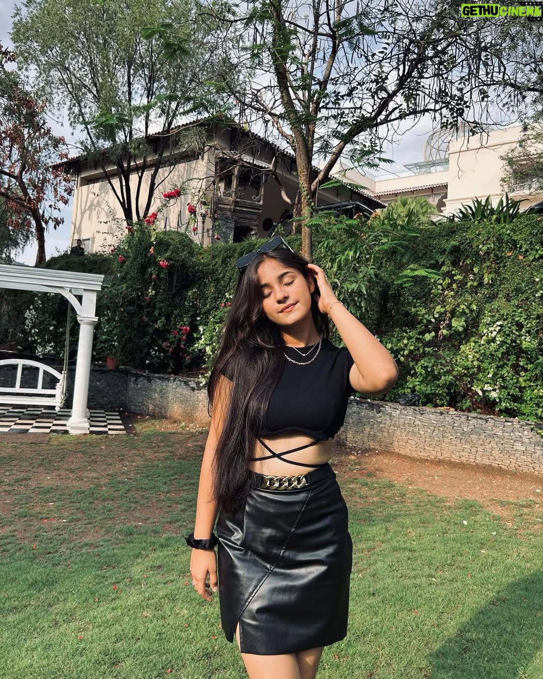 preet lakhanii - 79.9K Likes - summer preview ☀️
wearing @urbanic_in 🫶🏼
use my code "PRELA23" for some 💰off!!
top: 🔎98634
skirt: 🔎24081
🏷️
#urbanic #urbanicsquad #urbaniccampussquad #explore