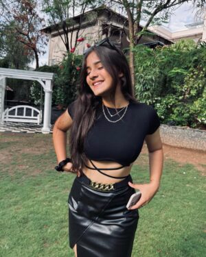 preet lakhanii Instagram - summer preview ☀️

wearing @urbanic_in 🫶🏼

use my code "PRELA23" for some 💰off!!

top: 🔎98634
skirt: 🔎24081

🏷️ 
#urbanic #urbanicsquad #urbaniccampussquad #explore