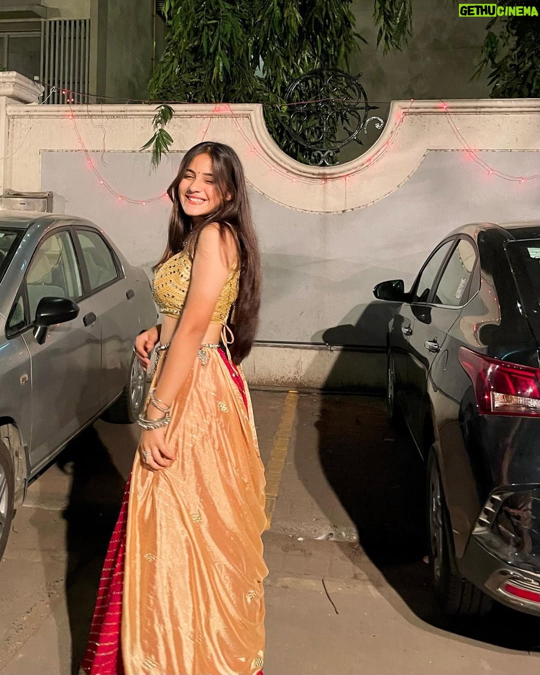 preet lakhanii - 54.2K Likes - navरात्रि >>🪷✨💌