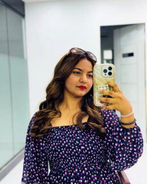 preethi nayaka Instagram - People think I m beautiful outside 😁 but what they don’t know is I m more beautiful inside 🥰🫶❤️