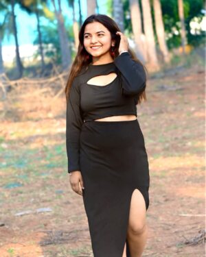 preethi nayaka Instagram - How people treat you is their karma; how you react is your🧿🔮

#preethinayaka