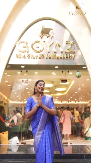 priya savadi Instagram - Good news, Kannadigas! 🎉
Due to popular demand, Goyaz @goyazsilverjewellery has extended the inaugural offer in Bangalore until May 18th!

✨ Exclusive Inaugural Offers on Selected Designs:

Shop for ₹1,00,000 & get ₹50,000 worth of jewellery FREE

Shop for ₹50,000 & get ₹25,000 worth of jewellery FREE

Shop for ₹25,000 & get ₹12,500 worth of jewellery FREE

📍 Offer valid at all Goyaz stores in Bengaluru:
Jayanagar | Marathahalli | Malleswaram

Brand managed by @cosmicmedia9