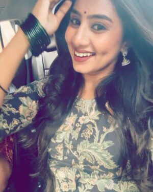 priya savadi Instagram - 🦚🌍🌹

#priyasavadi #priyasavadifans #love #happiness #dream #world #uttarkarnataka #ukmandi #uklove #belagavi
