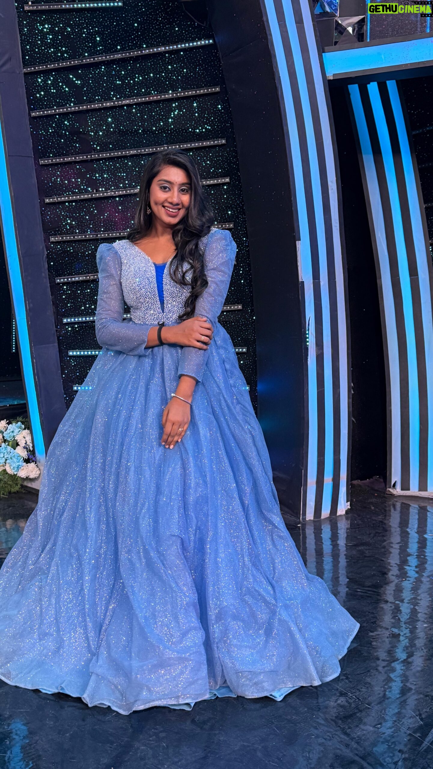 priya savadi - 18.8K Likes - 🩵🫰
Outfit @chandangowda_official
#priyasavadi #priyasavadifans #belagavi #happiness #trendingreels #viral #love #trending #viralvideos #trendingaudioreels #kannadathi #ukgirl #uttarkarnatakaspecial #uttarkarnatakamandi #uttarkarnataka #janapada #janapadasongs #colorskannada #boysvsgirls
