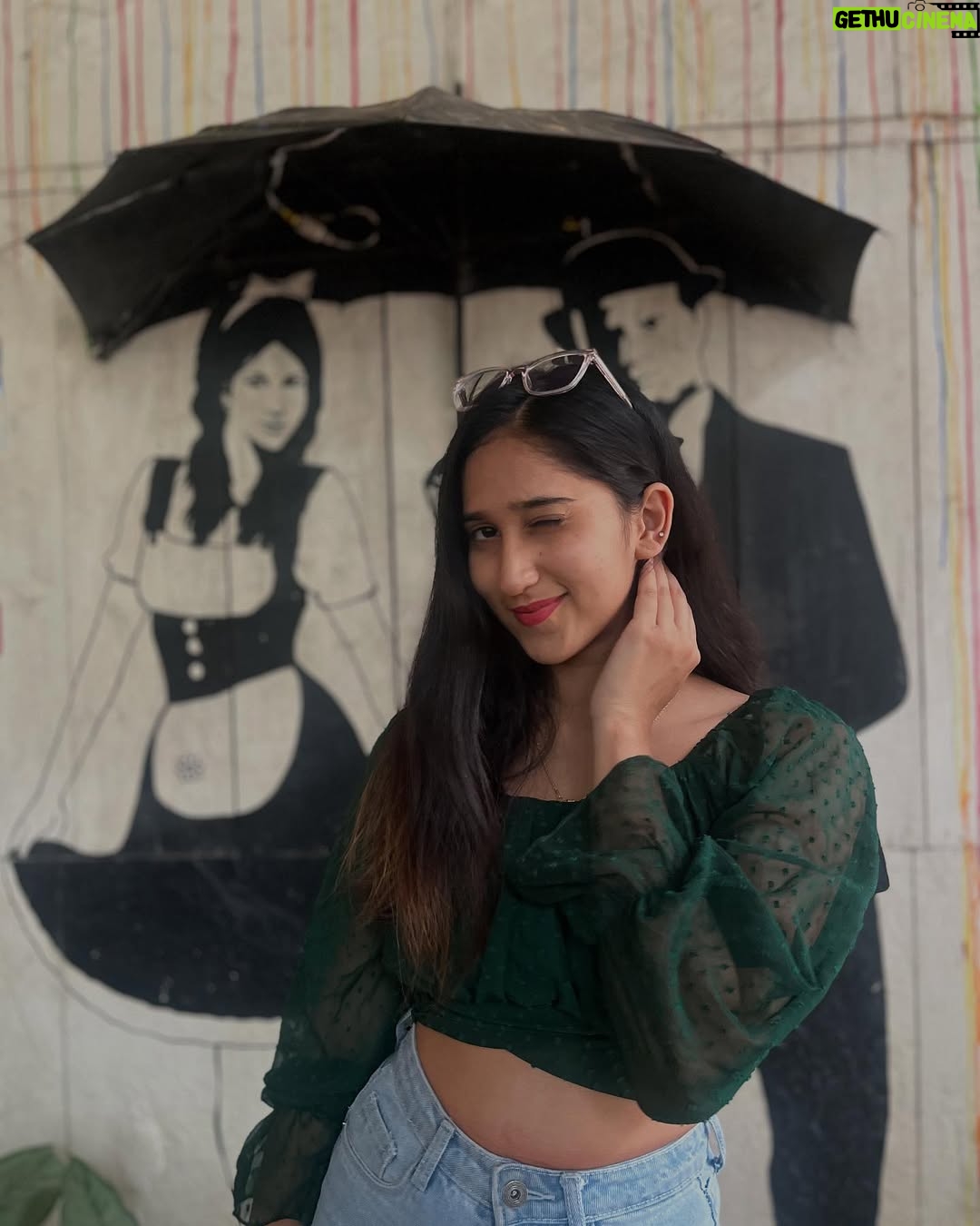 saakshi sb - 7.1K Likes - Savoring the small things;)