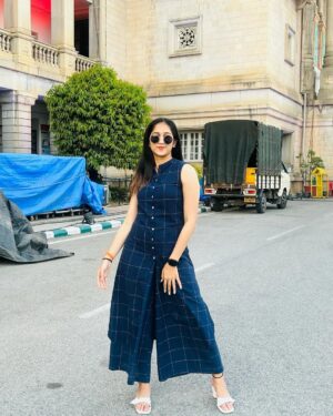 saakshi sb Instagram - Flourishing :)